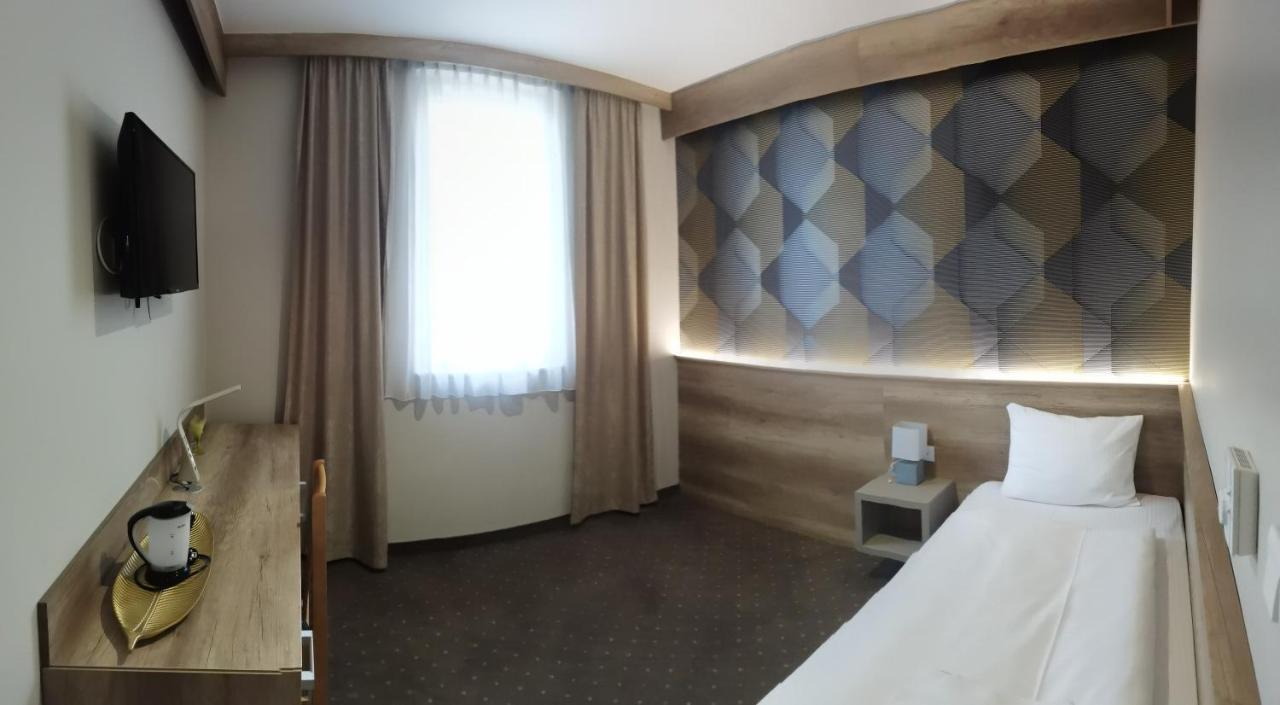 Student Hotel Мостар Екстер'єр фото
